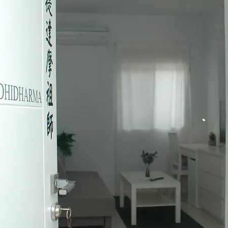Jingtu Wellness & 3* Comares