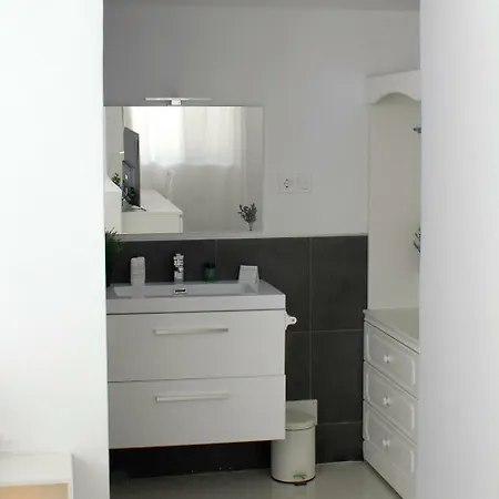 Alojamento de Acomodação e Pequeno-almoço Jingtu Wellness & 3*